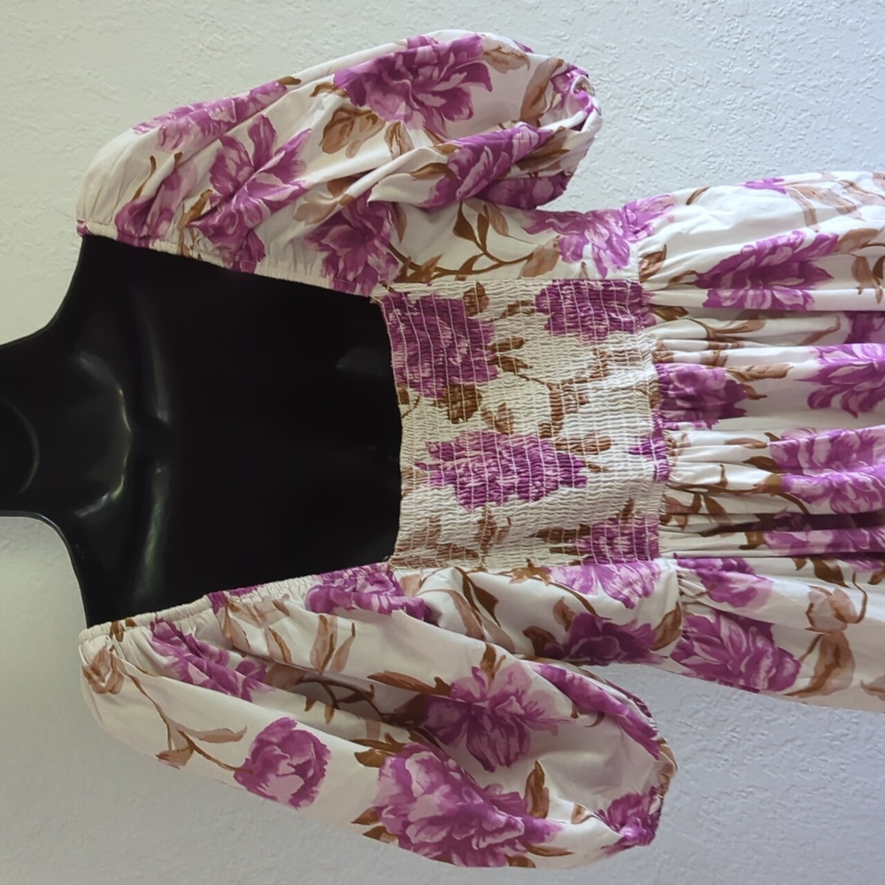 ✨ Abercrombie and Fitch Emerson purple floral size sold out - Picture 6 of 7